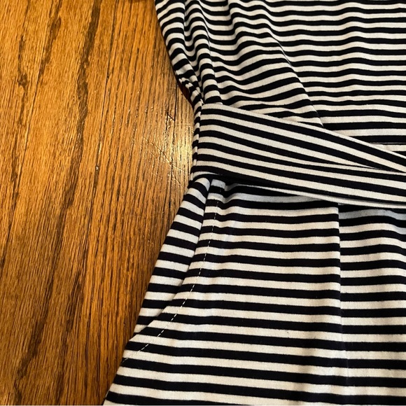 Women's Striped Short Sleeve Dress Tie waist with Pockets - Picture 6 of 13